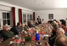 Entspannte Weihnachtsfeier für Mitglieder und Freunde